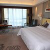 Отель Guangzhou Changfeng Gloria Plaza Hotel, фото 3