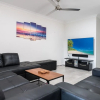 Отель Blue Lagoon Villa A in Trinity Beach, фото 6