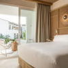 Отель Suites del Lago in Lago Resort Menorca, фото 3