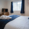 Отель Sea Breeze Apt 3 - 2 Bed - Horton Beach, фото 2