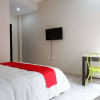 Отель Reddoorz Near Rsud Margono Purwokerto, фото 3