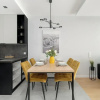 Отель Modern Apartment With Parking by Renters, фото 15