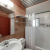 Отель Three Bears, 7 Bedrooms, Deck, Fireplace, Midtown, Grill, Sleeps 22, фото 5