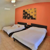 Отель Comfortable Room With 2 Beds in Charming Hotel in Potrero With Pool - TV and AC, фото 3