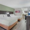 Отель Quality Inn & Suites Orlando East - UCF Area, фото 21