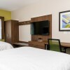 Отель Holiday Inn Express & Suites Lake Forest, an IHG Hotel, фото 3