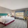 Отель Hampton Inn & Suites by Hilton Kelowna Airport, фото 14