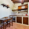 Отель Secluded Holiday Home in Bibbiano with Courtyard, фото 8