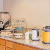 Отель Econo Lodge Inn & Suites Lodi - Wine Country Area, фото 14