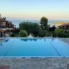 Отель Amazing Villa with views sea in Paliouri, фото 1