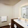 Отель Holiday Inn Express and Suites Brantford, an IHG Hotel, фото 3