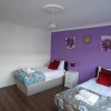 Отель Spacious 3BR House Sleeps 6, фото 2