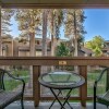 Отель Instagrammable Townhome Steps From Lake Tahoe â€“ Sleeps 10! 4 Bedroom Townhouse by RedAwning, фото 22