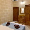 Отель Hofra Farmhouse - 5 bedroom farmhouse with private pool available, фото 7