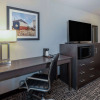 Отель La Quinta Inn & Suites by Wyndham Rockwall, фото 5