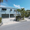 Отель Treasure Harbor Hideaway, фото 1