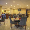 Отель Almadera Hotel Makassar, фото 6