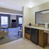 Отель Hampton Inn Suites Plattsburgh, фото 6