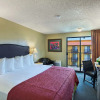 Отель Oxford Suites Lancaster, фото 6