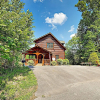 Отель New Listing! 2 Luxe Mountain S, Sleeps 24! 7 Bedroom Cabin, фото 11