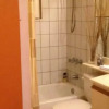 Отель Cozy One Bedroom Apartment, фото 6