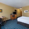 Отель Fairfield Inn & Suites by Marriott St Petersburg Clearwater, фото 39