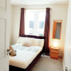 Отель Warm Cosy Family Home With Free Parking, фото 6