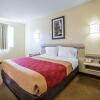 Отель Econo Lodge, фото 7