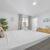 Отель NEW 4br3ba Villa Near Eagle Beach w Private Pool, фото 5