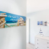 Отель Mariners (3) - Bright and stylish apartment - 2 minute walk to the beach, фото 15