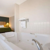 Отель Comfort Inn, фото 10
