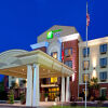 Отель Holiday Inn Express & Suites Douglas, an IHG Hotel в Дугласе