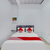 Отель OYO Life 90678 Omah Kulo Guest House, фото 24