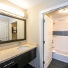 Отель Staybridge Suites Albany Wolf Rd-Colonie Center, an IHG Hotel, фото 9