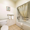 Отель Quality Suites San Antonio, фото 9