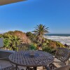 Отель Hermanus Beachfront Lodge, фото 33