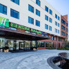 Отель Holiday Inn Express Shanghai Kangqiao, an IHG Hotel, фото 1