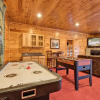 Отель Apple Bear Lodge - Four Bedroom Cabin, фото 10