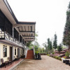 Отель OYO 1852 Intan Bromo Homestay, фото 17