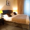 Отель Hôtel & SPA Napoléon в Фонтенбле