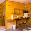Отель Midnight Sun Log Cabins, фото 9