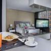 Отель 100 Luxury Suites by Preferred, фото 12