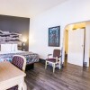 Отель Anaheim Discovery Inn & Suites, фото 15