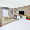 Отель Hampton Inn & Suites Oakwood Village-Cleveland, фото 21