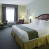 Отель Holiday Inn Express Hotel & Suites Gananoque, an IHG Hotel, фото 14