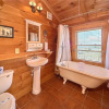 Отель Bear Pause II - Three Bedroom Cabin, фото 5