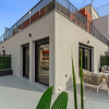 Отель Sanders Port - Majest Studio With Roof-top Terrace, фото 1