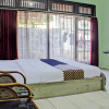 Отель SPOT ON 92682 Badar Guest House Syariah, фото 10
