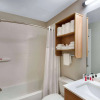 Отель Microtel Inn & Suites by Wyndham Farmington, фото 17