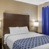 Отель Rodeway Inn & Suites, фото 26